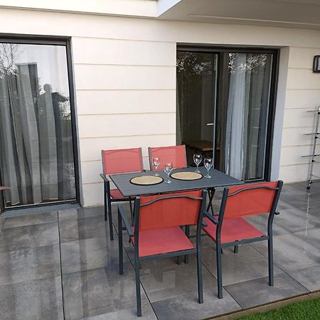 Disney - Paris 5 Min De Disney - Pk Prive Gratuit - 4 Personnes - Terrasse Jardin Chessy  Bagian luar foto