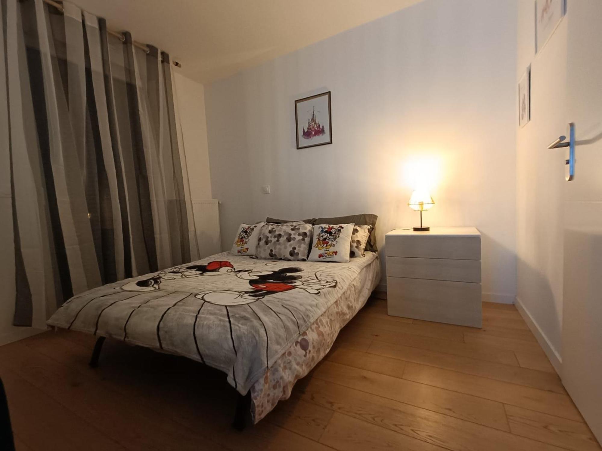 Disney - Paris 5 Min De Disney - Pk Prive Gratuit - 4 Personnes - Terrasse Jardin Chessy  Bagian luar foto
